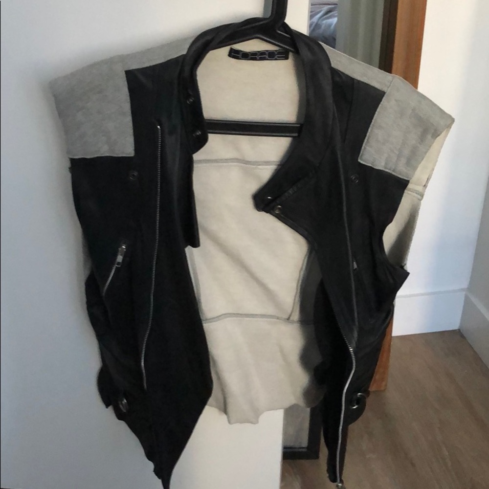 Horace real leather vest